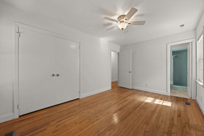Photo - 3 Bed 2 Bath Just Outside Downtown Lilling...