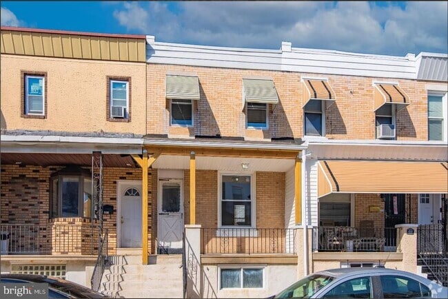 Building Photo - 6133 Reedland St Rental