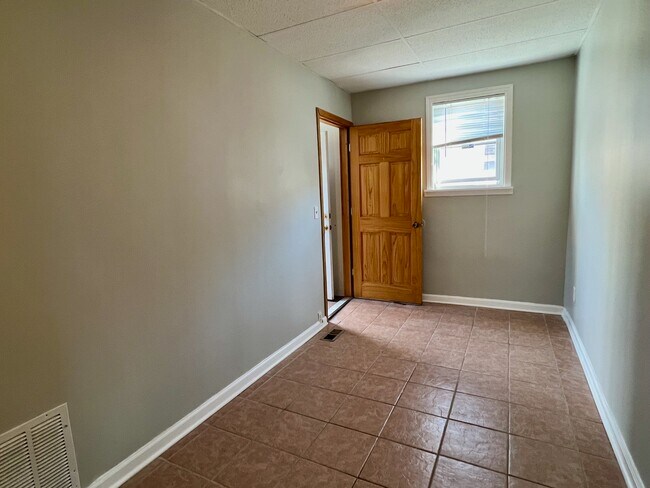 Photo - 3043 S Archer Ave Unit 1R