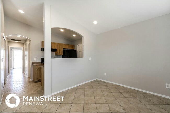 Photo - 5040 Fremont Ave