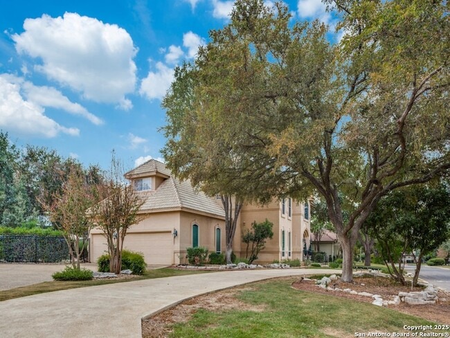 Photo - 19114 Autumn Garden