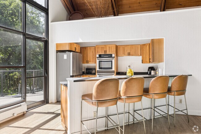 Clubhouse Kitchen
