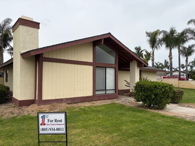 Building Photo - 1601 Tiffany Park Ct