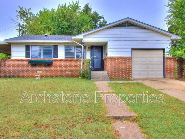 Photo - 608 Holoway Dr