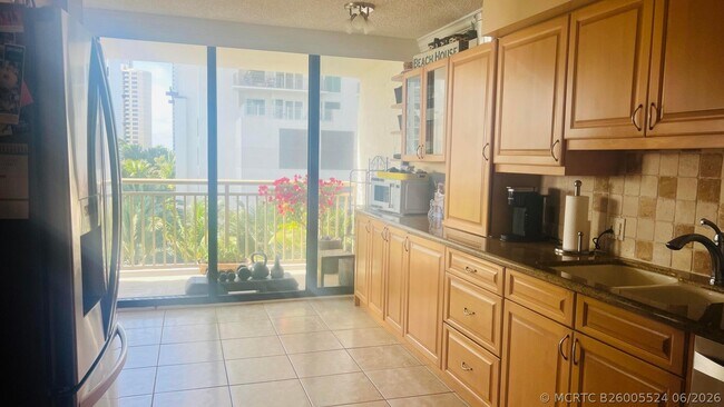 3400 N Ocean Dr Unit 602