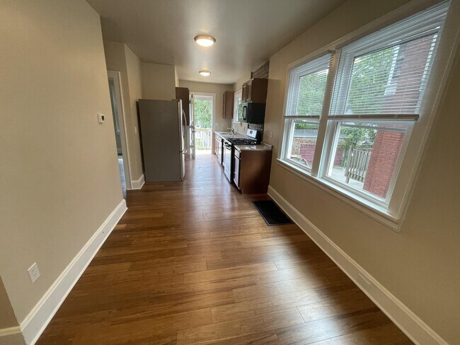 Photo - 2226 Wheeler St