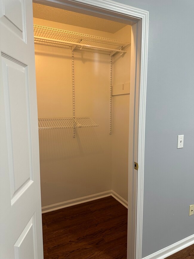 Photo - 510 Pine Knoll Dr