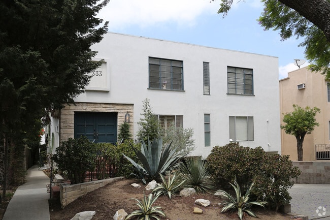 333 N. Oakhurst Dr.