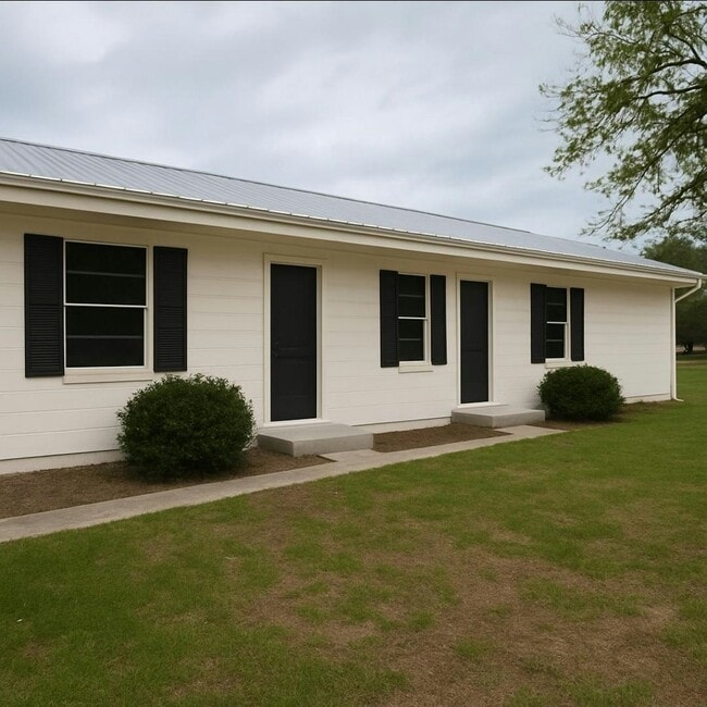 Building Photo - 1 E Westover Dr Unit 1 Rental