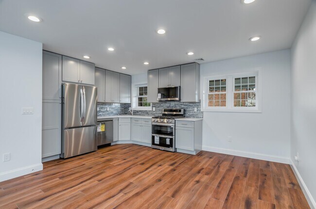 Photo - 79 Towers St Unit Apt.#2