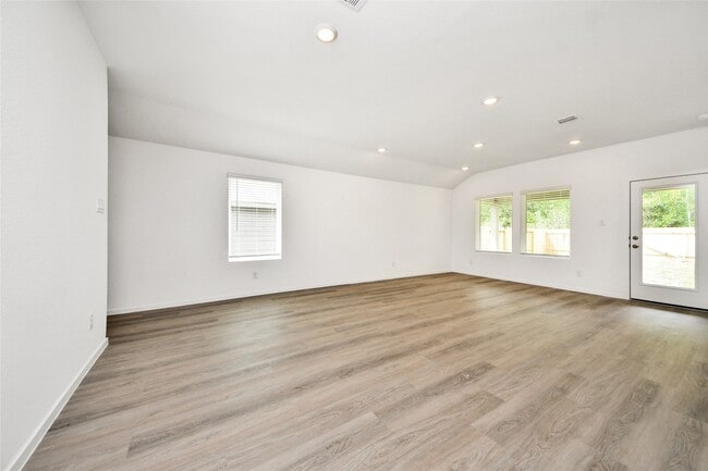 Photo - 27458 Serene Pne Dr