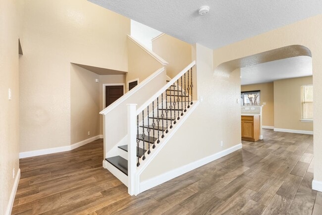 Photo - 4 Bedroom 2 1/2 bath Springtree Ranch Subdivision