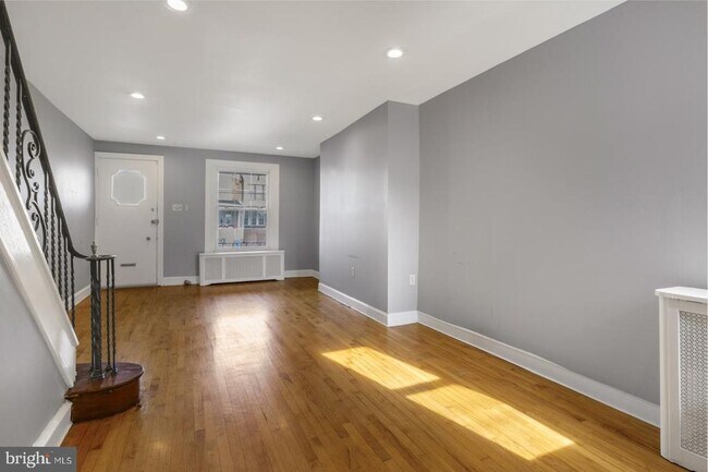 Photo - 2803 Aramingo Ave