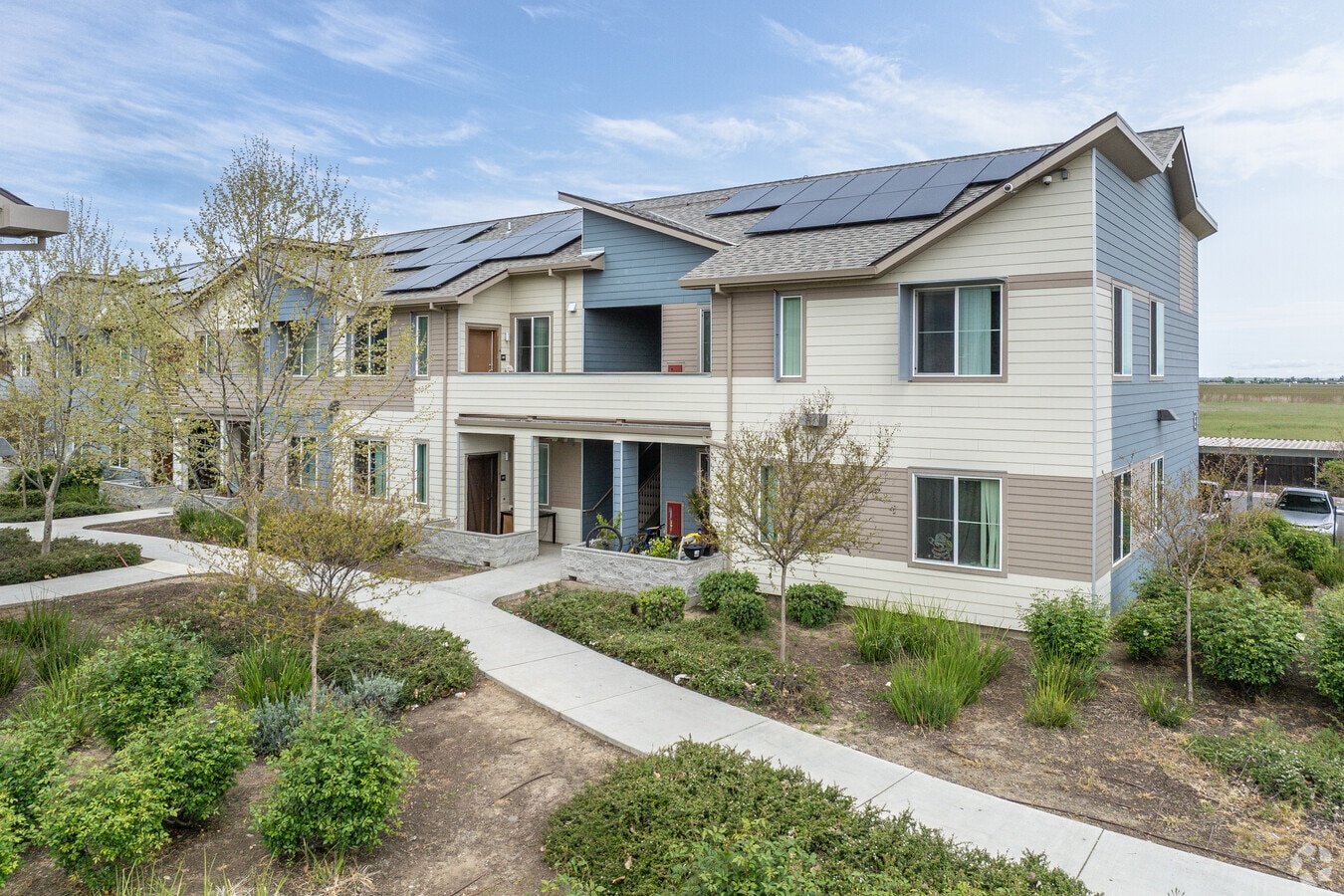 Alternate Building Photo - Esperanza Crossing