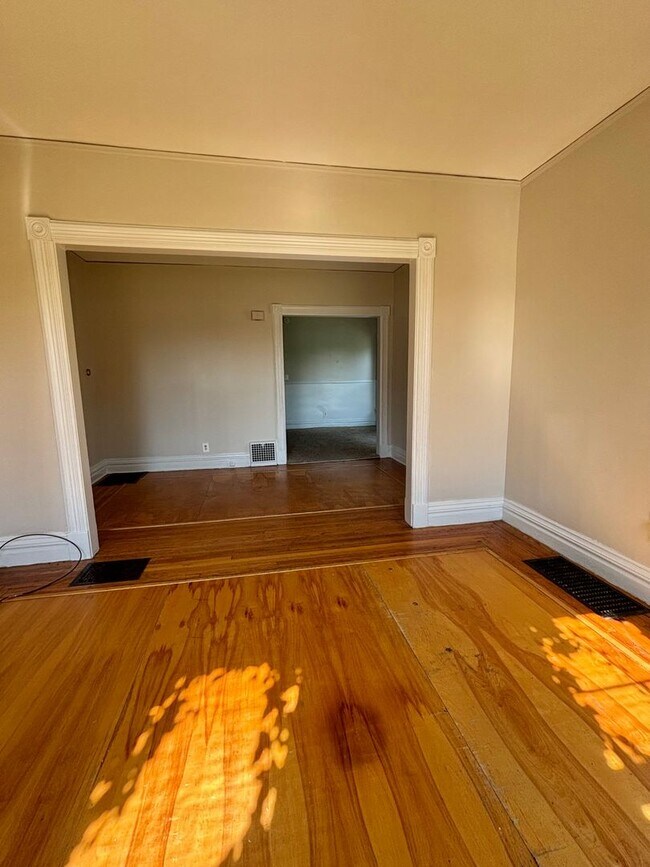 Photo - 904 S Burdick St Unidad 2