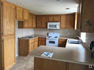 Building Photo - 1468 Andrew Dr Rental