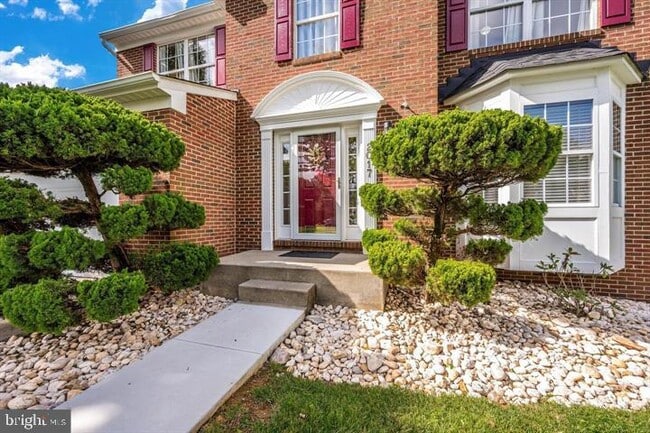 Building Photo - 2017 William Franklin Dr Rental