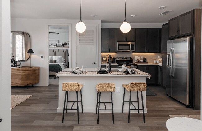 Photo - Auro Crossing