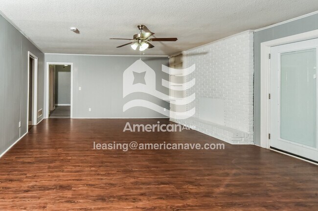 Photo - 135 Latonea Dr