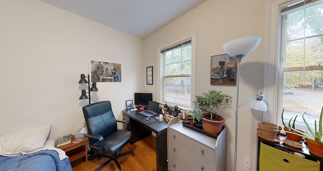 Photo - 12 Marney St