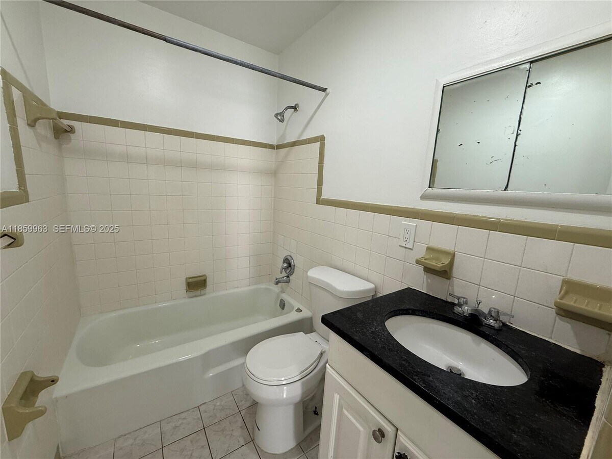 Photo - 1620 NW 52nd Ave Unidad A