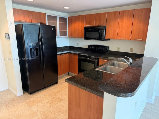 Photo - 2021 SW 3rd Ave Unit 902