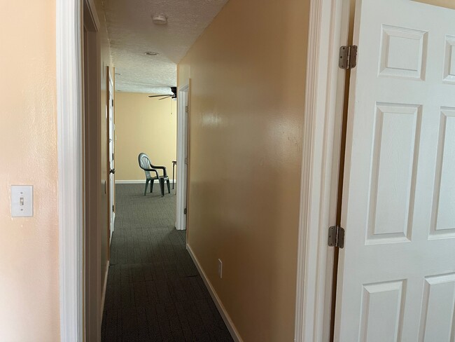 Photo - 122 Locust St