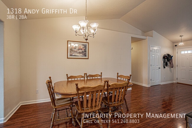 Photo - 1318 Andy Griffith Dr