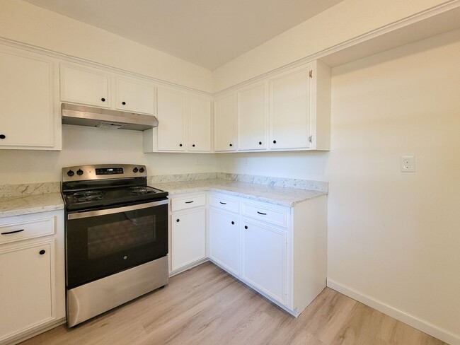 Photo - BEAUTIFUL RECENTLY REMODELED LEASE HOME IN HUNTSVILLE, TEXAS