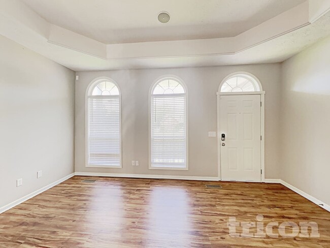 Photo - 901 Highland Dr