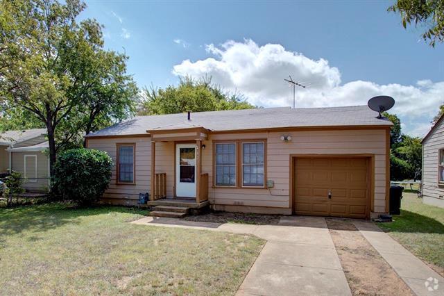 Building Photo - 427 Marengo St Rental