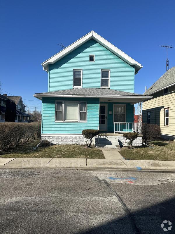 Building Photo - 2025 E London Square Rental