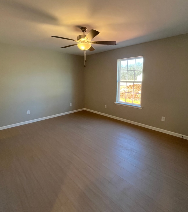 Photo - 3947 Greenpond Rd
