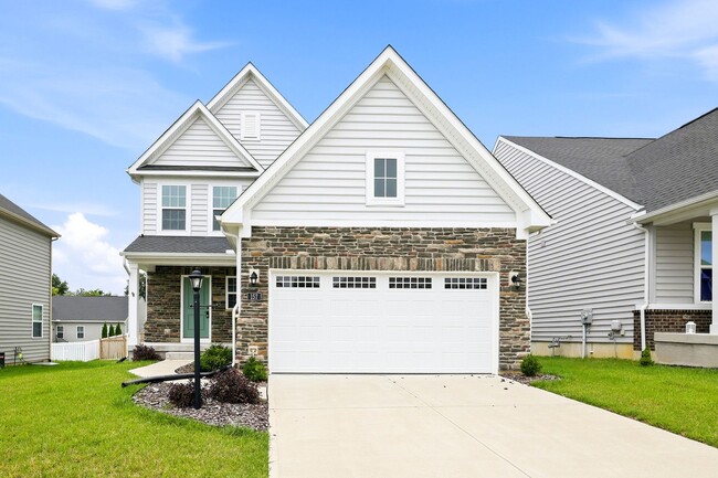 Building Photo - 157 Cresting Rd