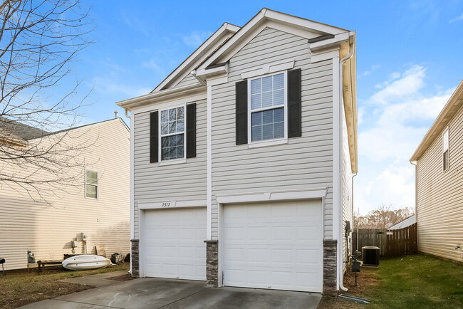 Photo - 7322 Fox Point Dr