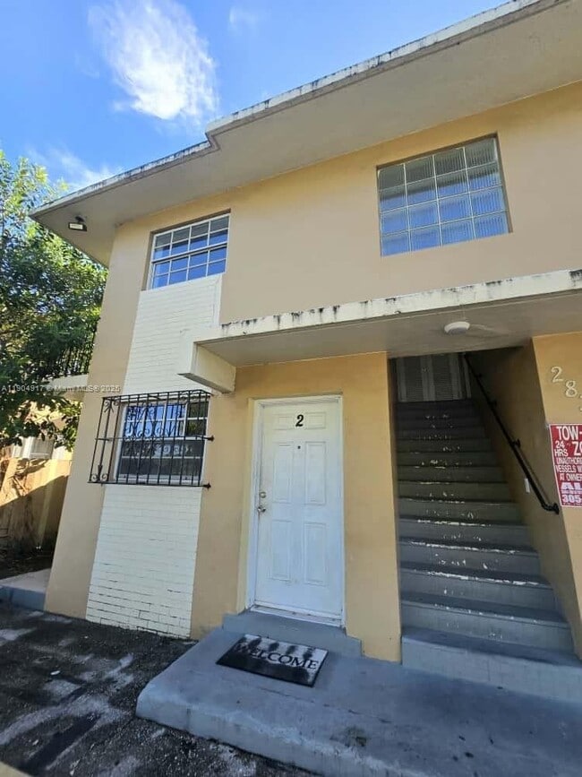 Photo - 2835 NW 22nd Ave Unit 2