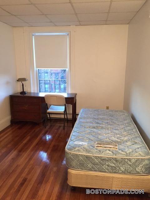 Photo - 854 Beacon St Unit 14