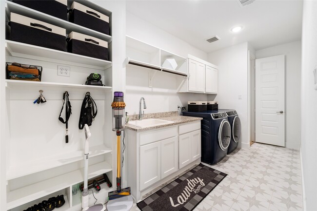 Building Photo - 29814 Smoky Ridge Rd