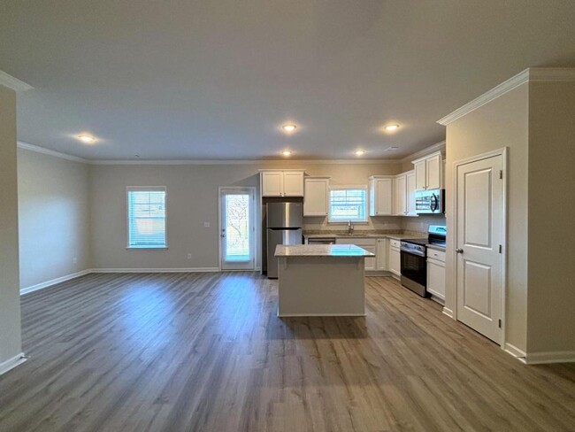 Photo - 128 Chase Xing Townhome