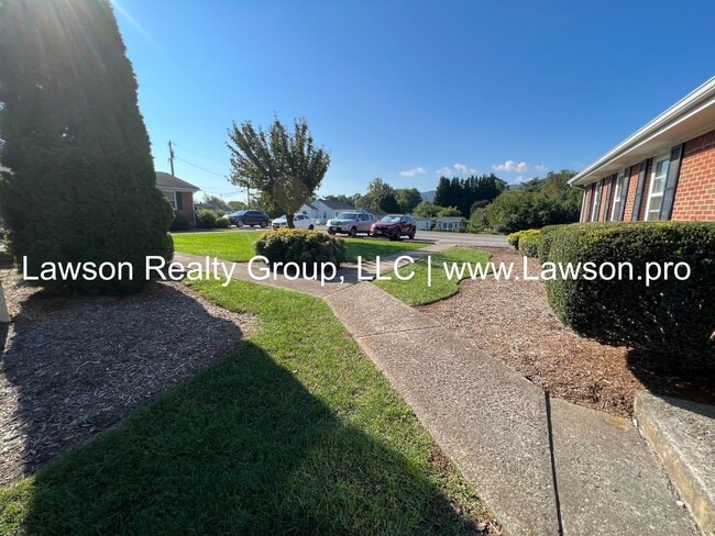 Photo - Moran 623-625 Unit Moran 625