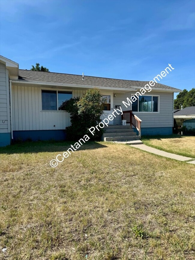 Photo - 2 Bedroom House on the Flats with extra bonus rooms, including finished basement and 2 Full bathr...