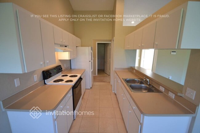 Photo - 7988 Oak Run Cir