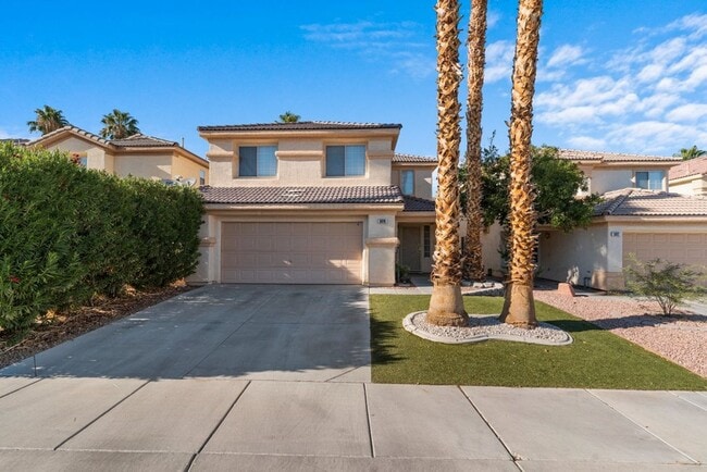 Building Photo - Beautiful 4 Bed 2.5 Bath Vaulted Ceilings,... Rental