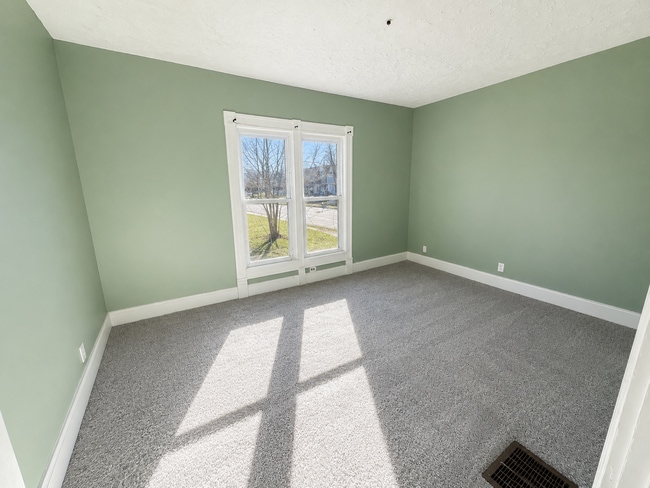 Photo - 202 N Brookfield St