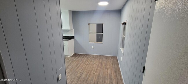 Photo - 10906 Olivewood Ln