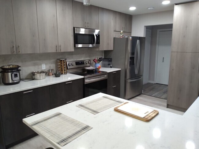 702 Westward Dr Unit 702