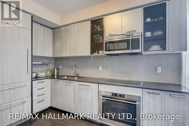Photo - 5162 Yonge St Unit LPH303