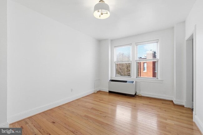 Photo - 3446 Connecticut Ave NW Unit 501