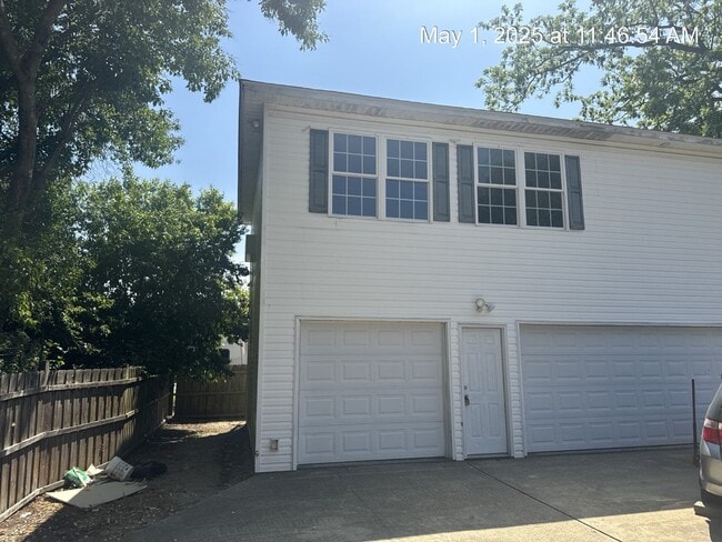 Photo - 1113 Juniper Dr Townhome