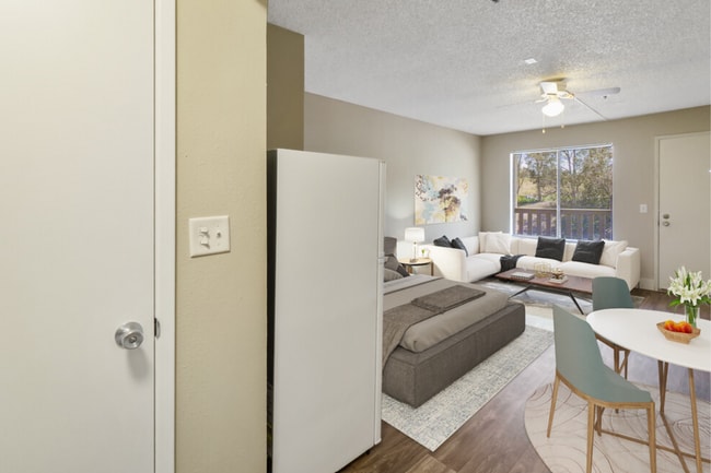 Photo - Vista Palms Apartments